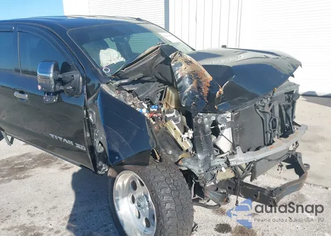 2017 Nissan Titan Xd Platinum Reserve Diesel из США, поврежденный, VIN 1N6BA1F43HN522302